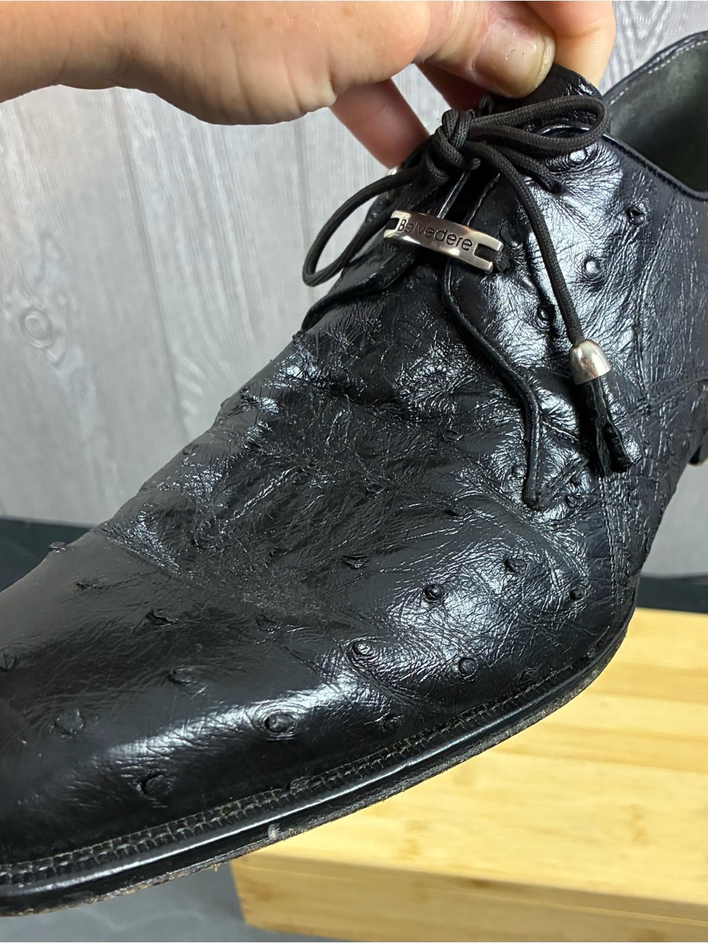 Men's Black Ostrich-Texture Derby Dress Shoes